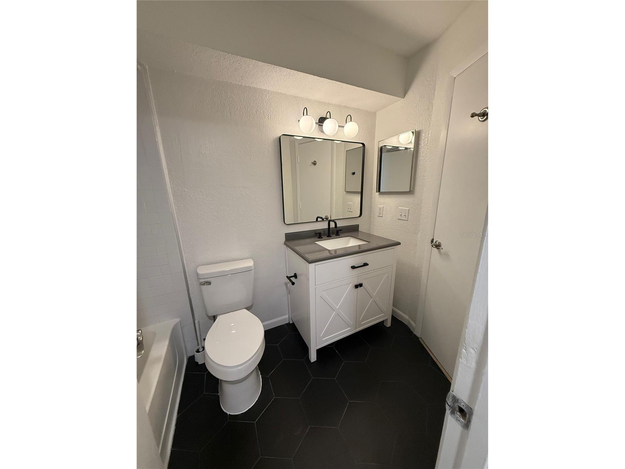 5160 Conroy Road #21 Orlando FL 32811 O6400641 image16
