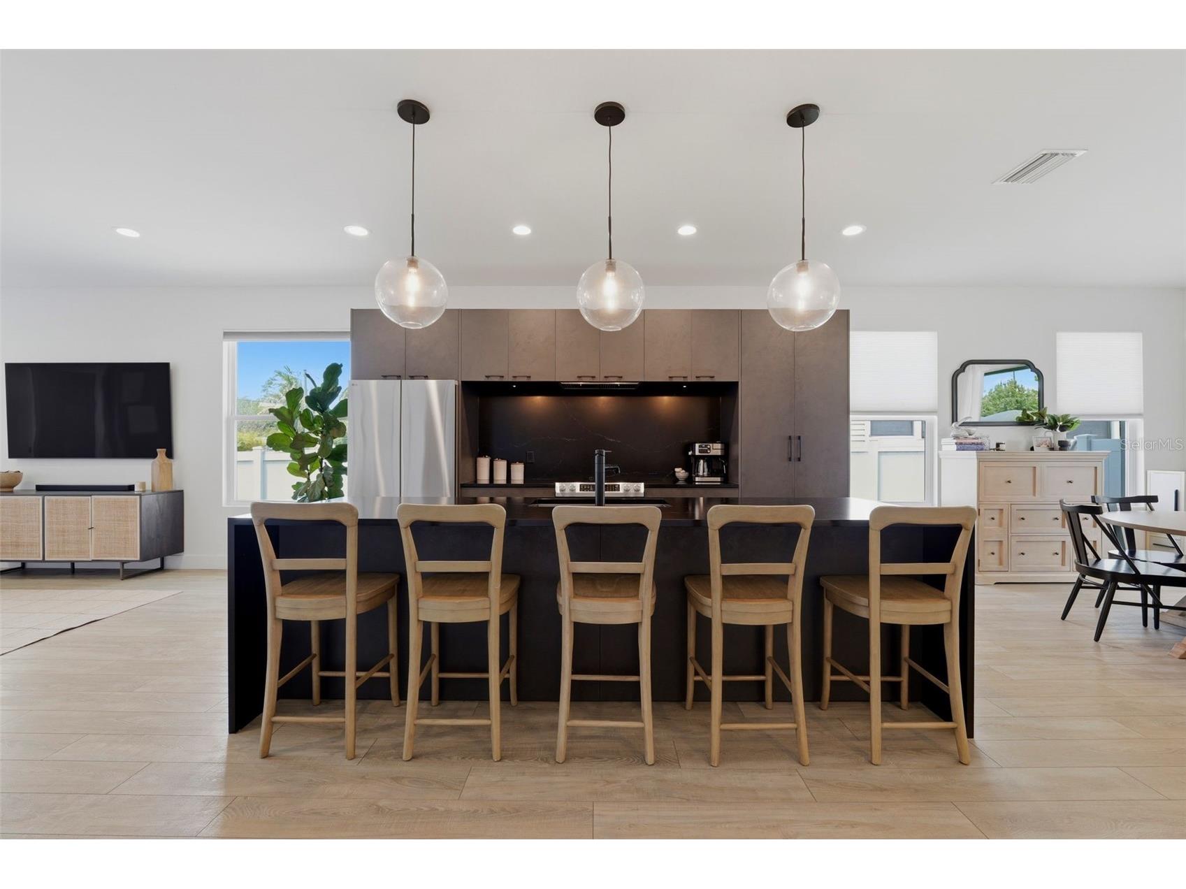 5160 Dartmouth Avenue N Saint Petersburg FL 33710 TB8506399 image11