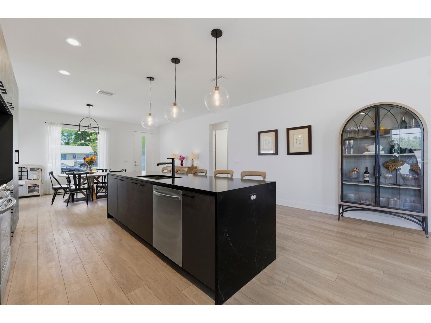 5160 Dartmouth Avenue N Saint Petersburg FL 33710 TB8506399 image19
