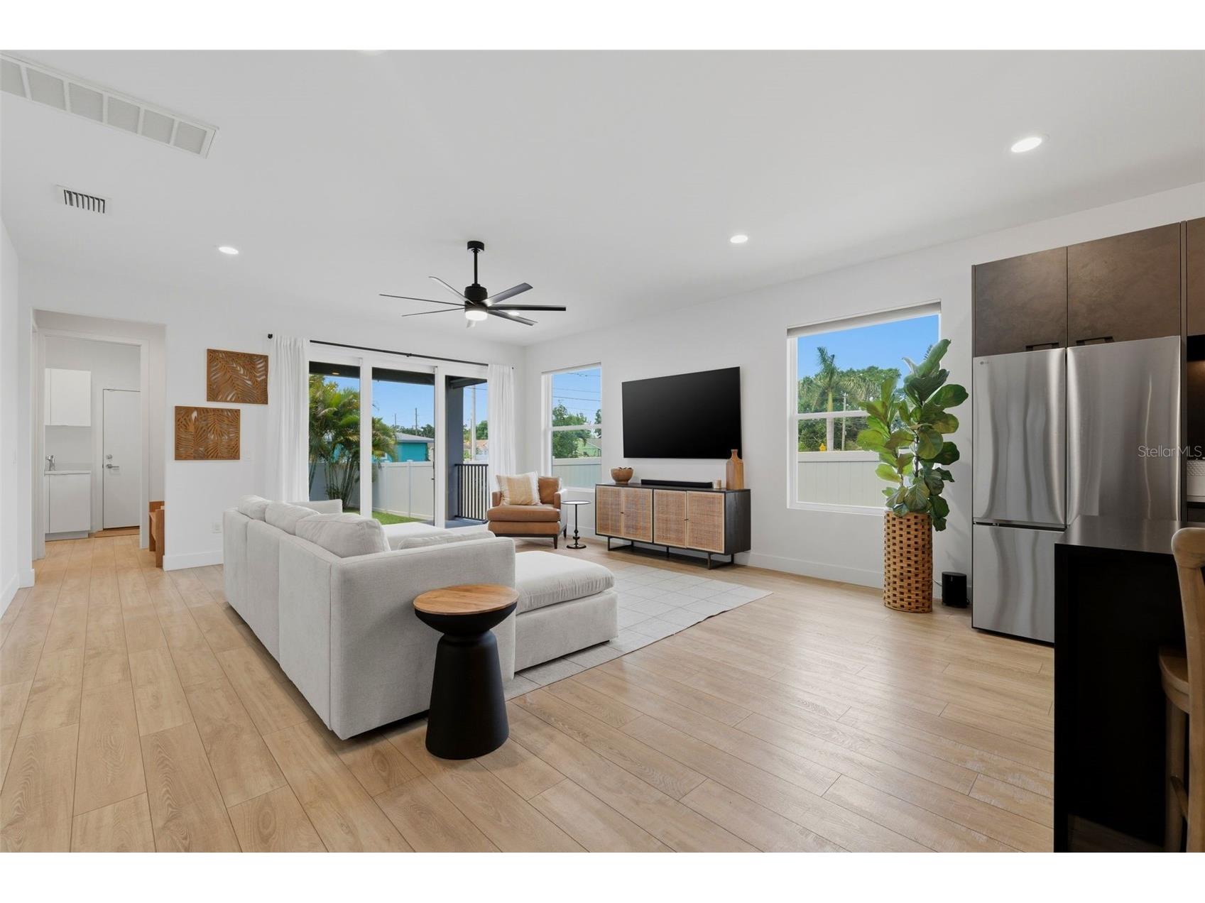 5160 Dartmouth Avenue N Saint Petersburg FL 33710 TB8506399 image20