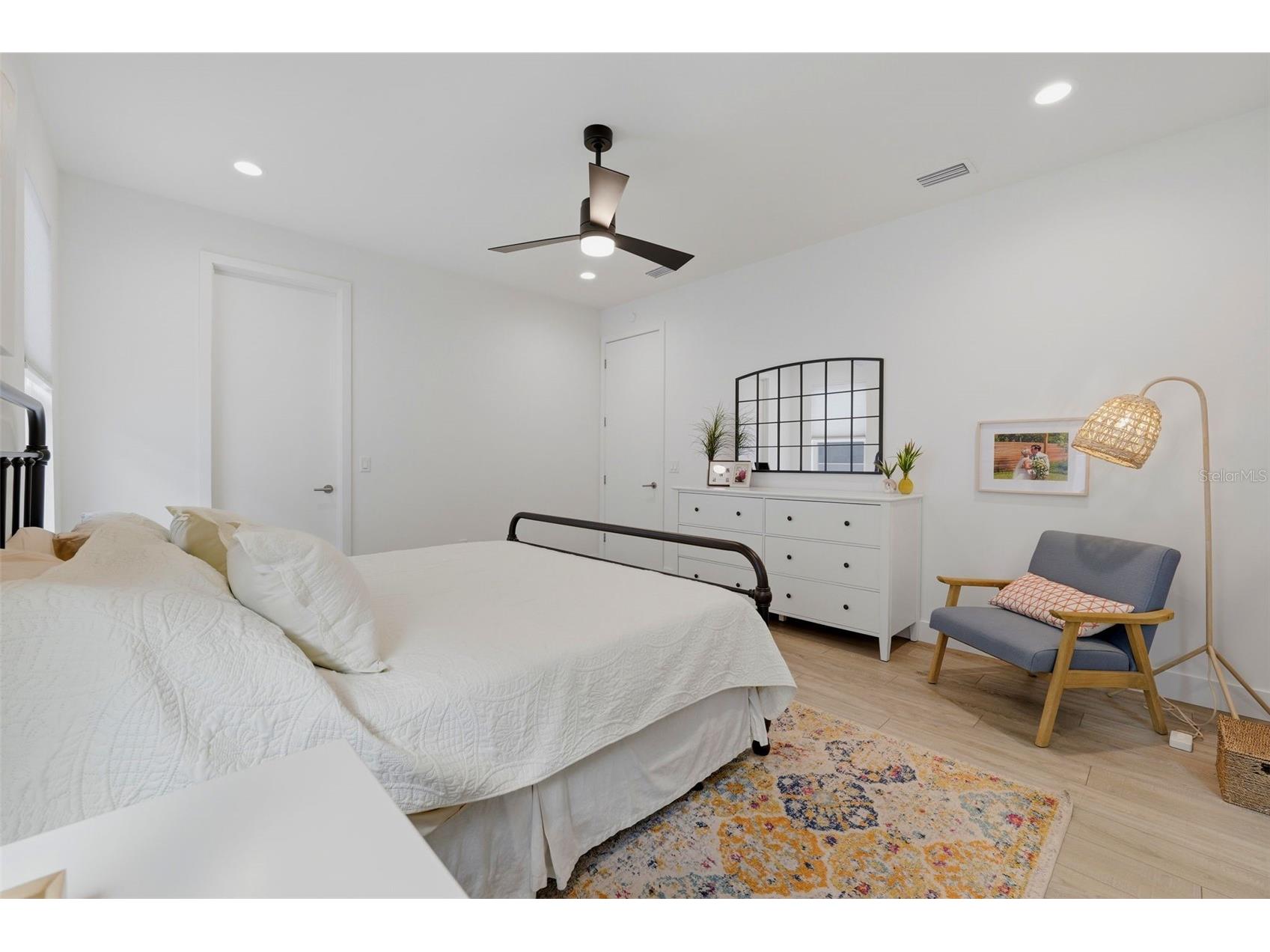 5160 Dartmouth Avenue N Saint Petersburg FL 33710 TB8506399 image29