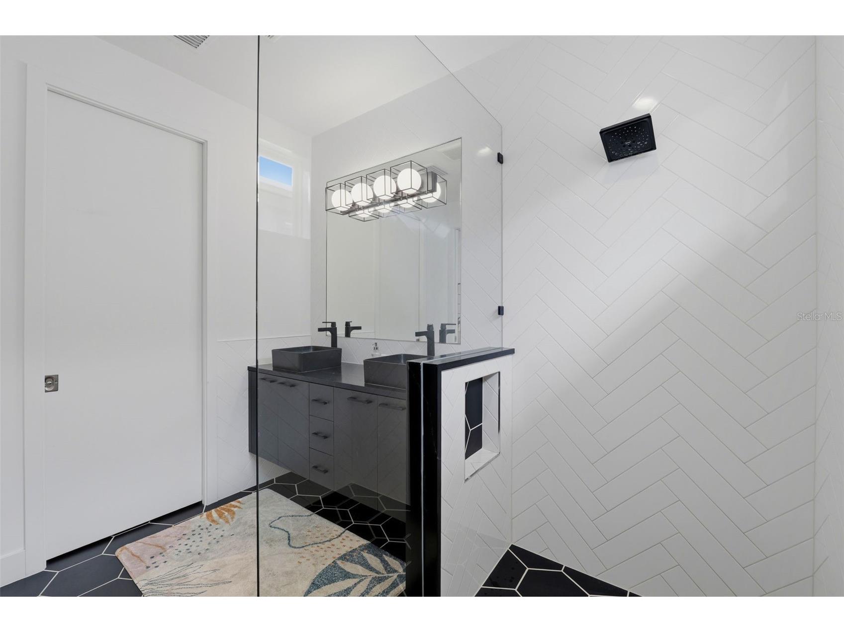 5160 Dartmouth Avenue N Saint Petersburg FL 33710 TB8506399 image34