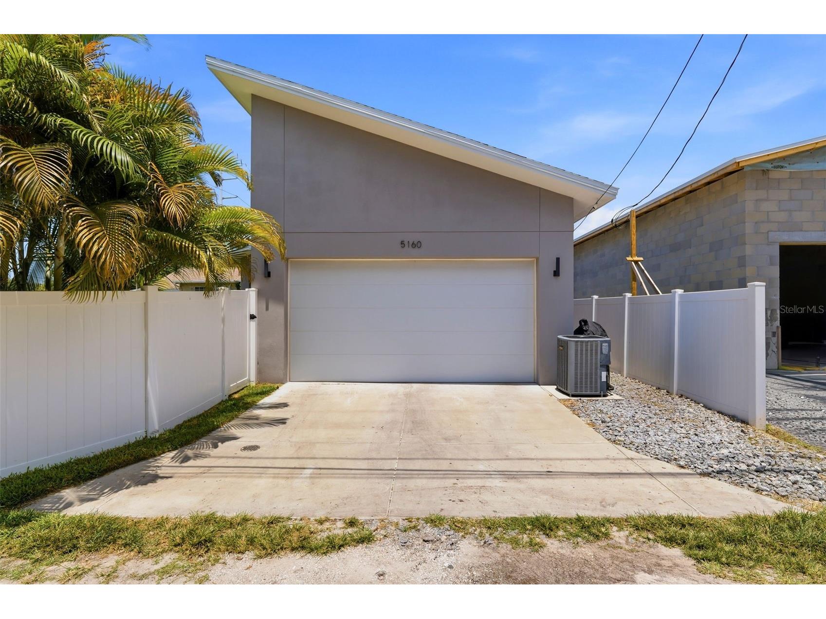 5160 Dartmouth Avenue N Saint Petersburg FL 33710 TB8506399 image49