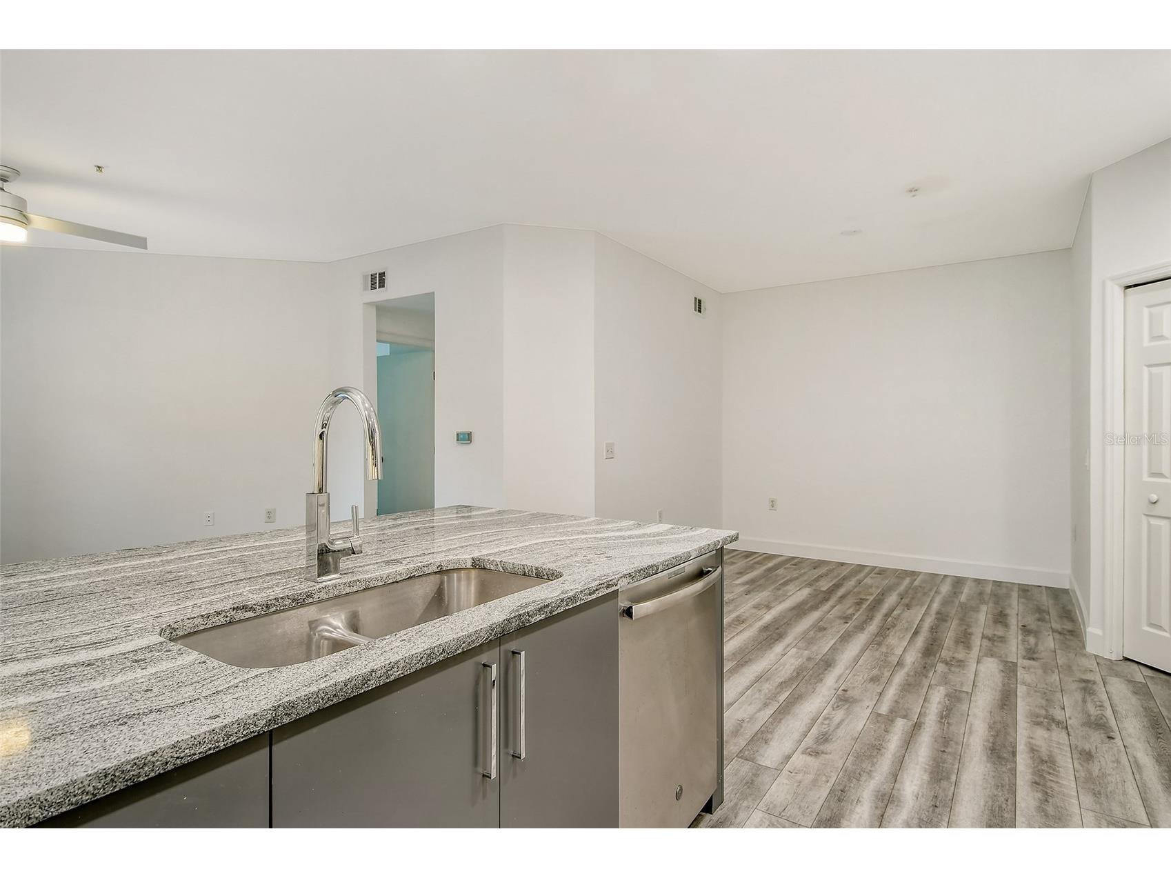 5160 Northridge Road #107 Sarasota FL 34238 A4700056 image11