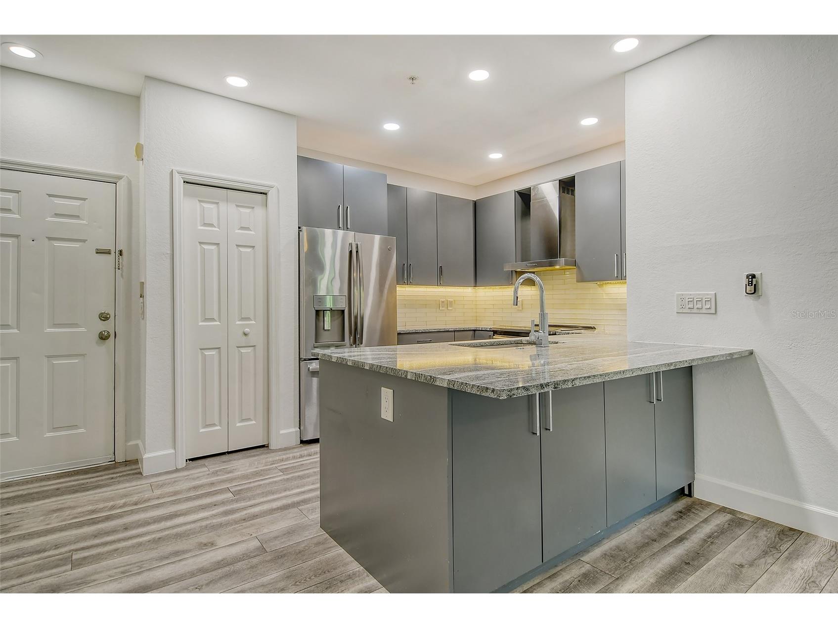 5160 Northridge Road #107 Sarasota FL 34238 A4700056 image8