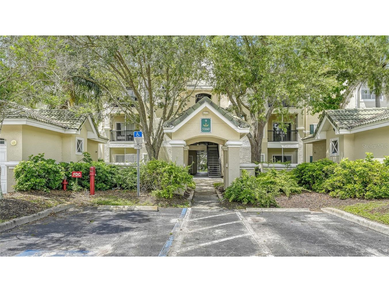 5160 Northridge Road #212 Sarasota FL 34238 A4670150 image1
