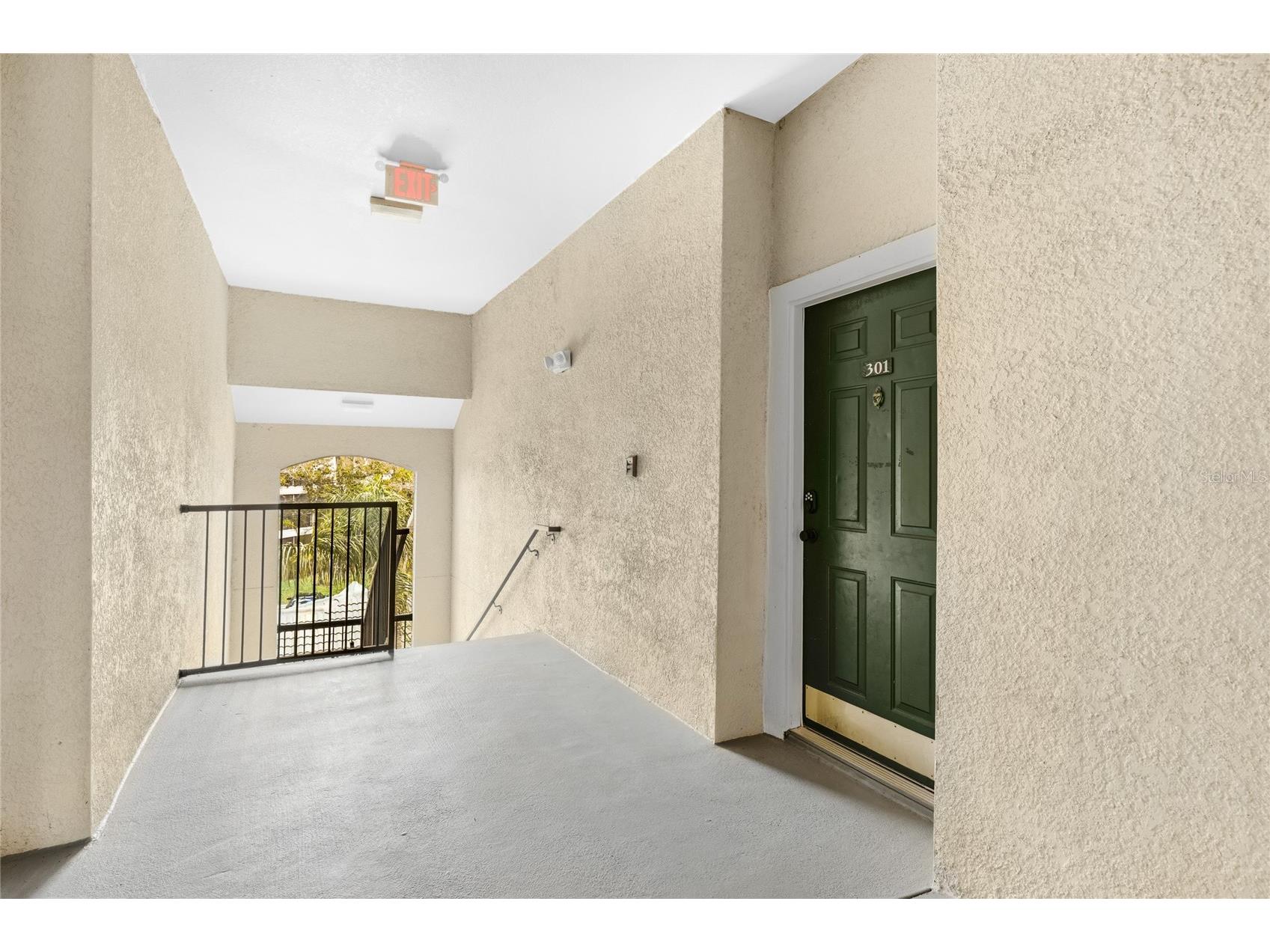 5160 Northridge Road #301 Sarasota FL 34238 A4686600 image2