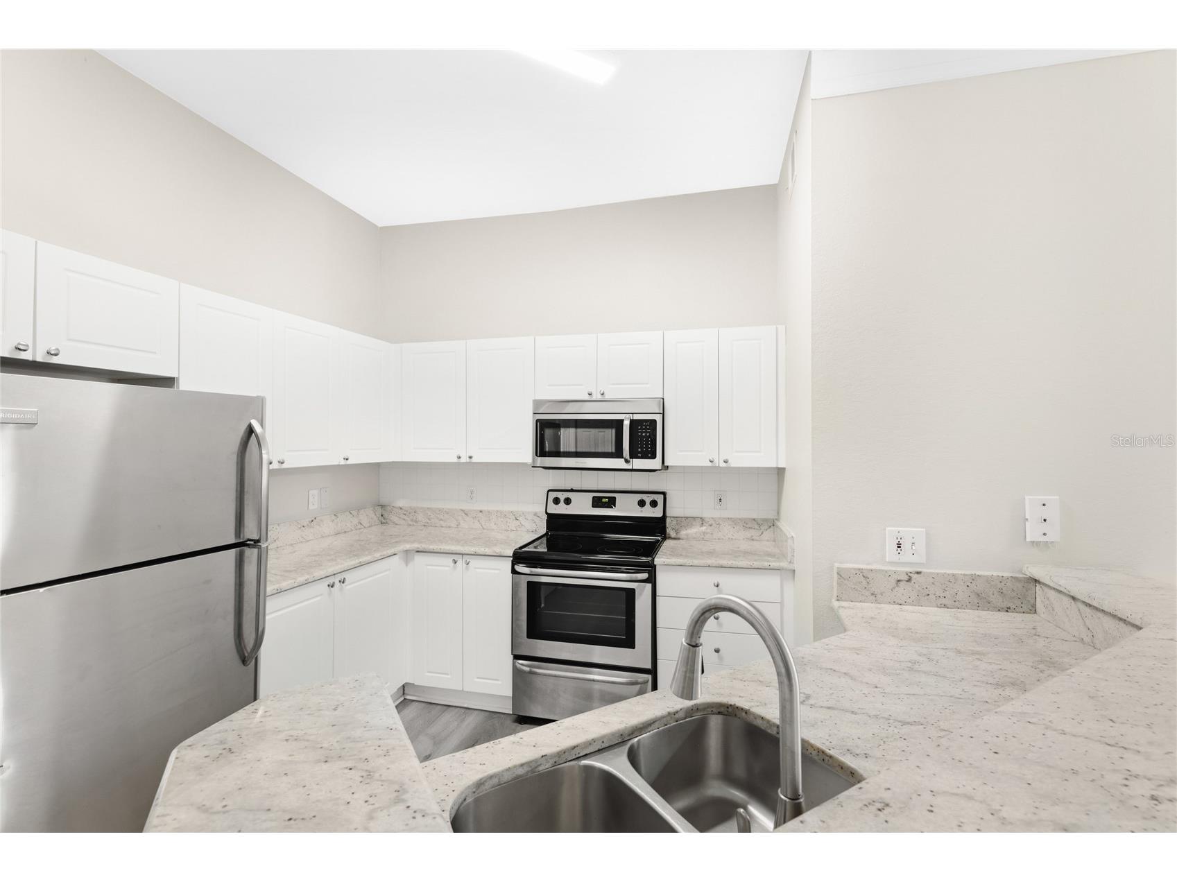 5160 Northridge Road #301 Sarasota FL 34238 A4686600 image6