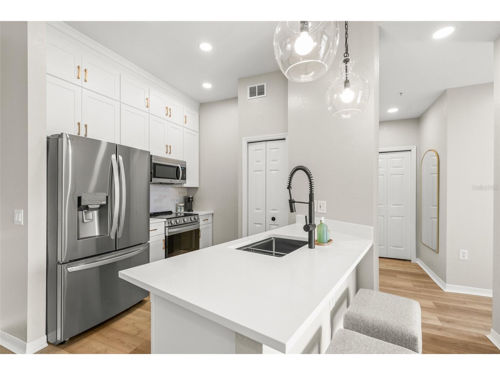 5160 Northridge Road #302 Sarasota FL 34238 A4690121 image4