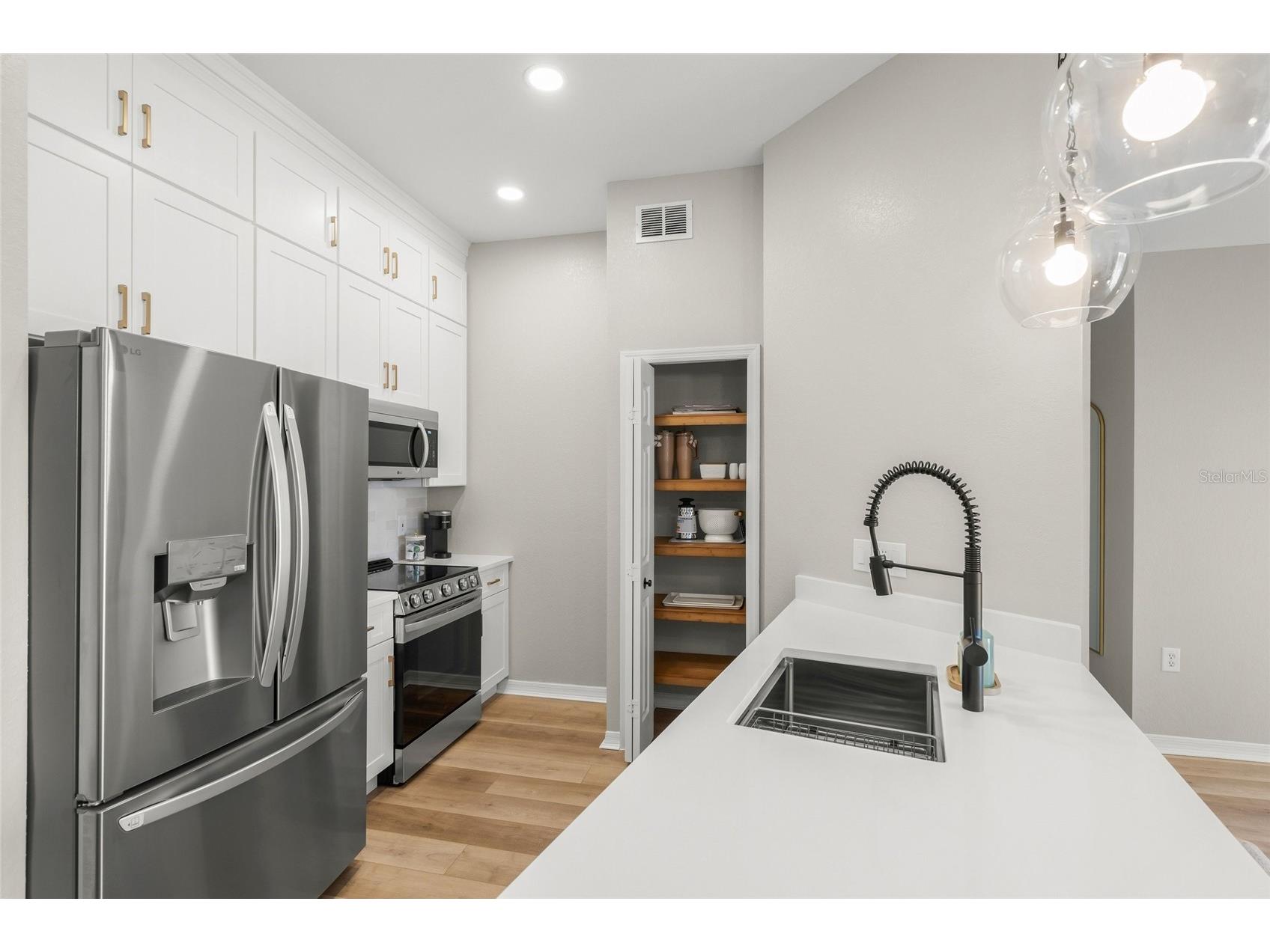 5160 Northridge Road #302 Sarasota FL 34238 A4690121 image6