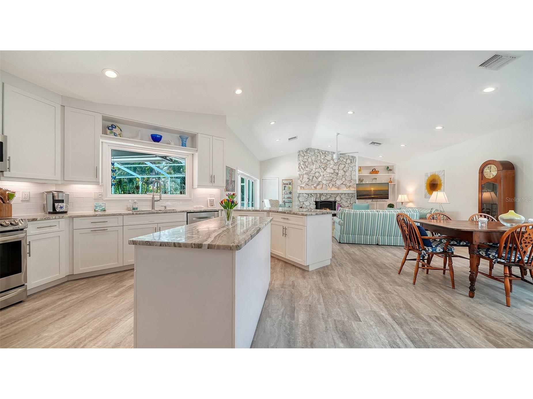 5161 Flicker Field Circle Sarasota FL 34231 A4697729 image13
