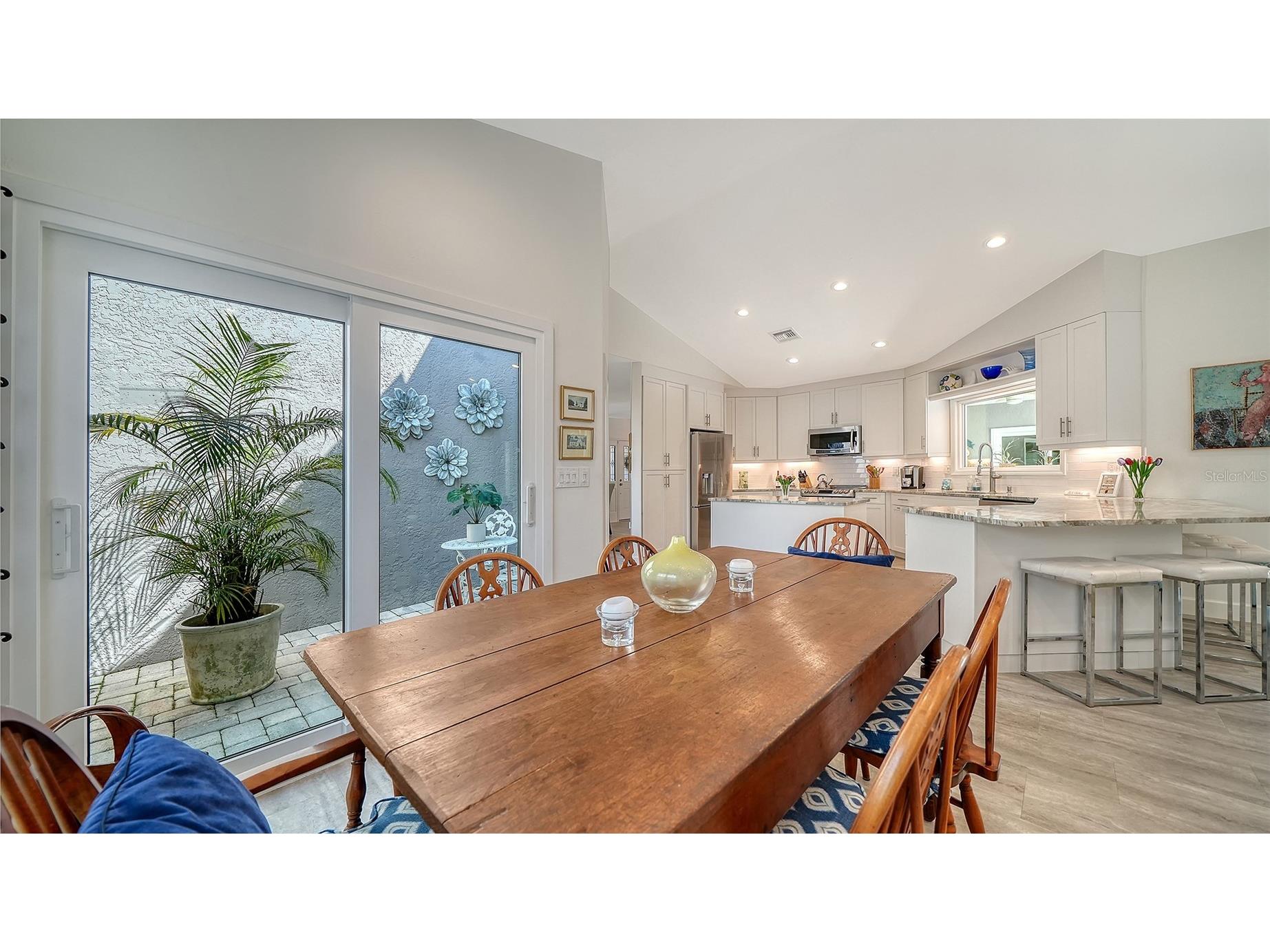 5161 Flicker Field Circle Sarasota FL 34231 A4697729 image17