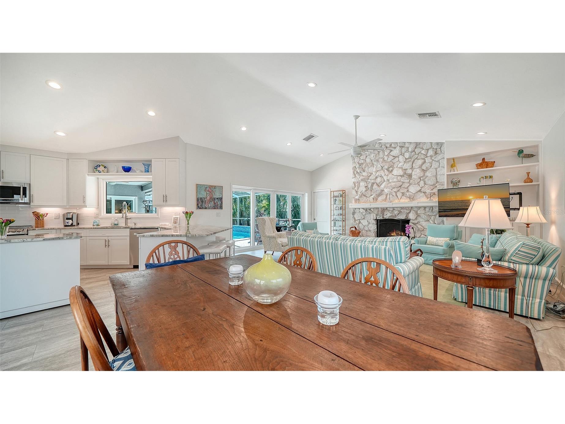 5161 Flicker Field Circle Sarasota FL 34231 A4697729 image18