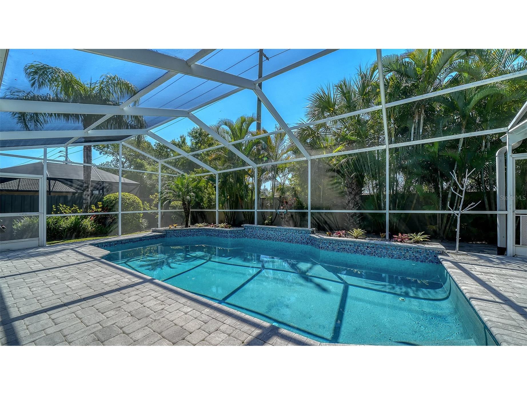 5161 Flicker Field Circle Sarasota FL 34231 A4697729 image48