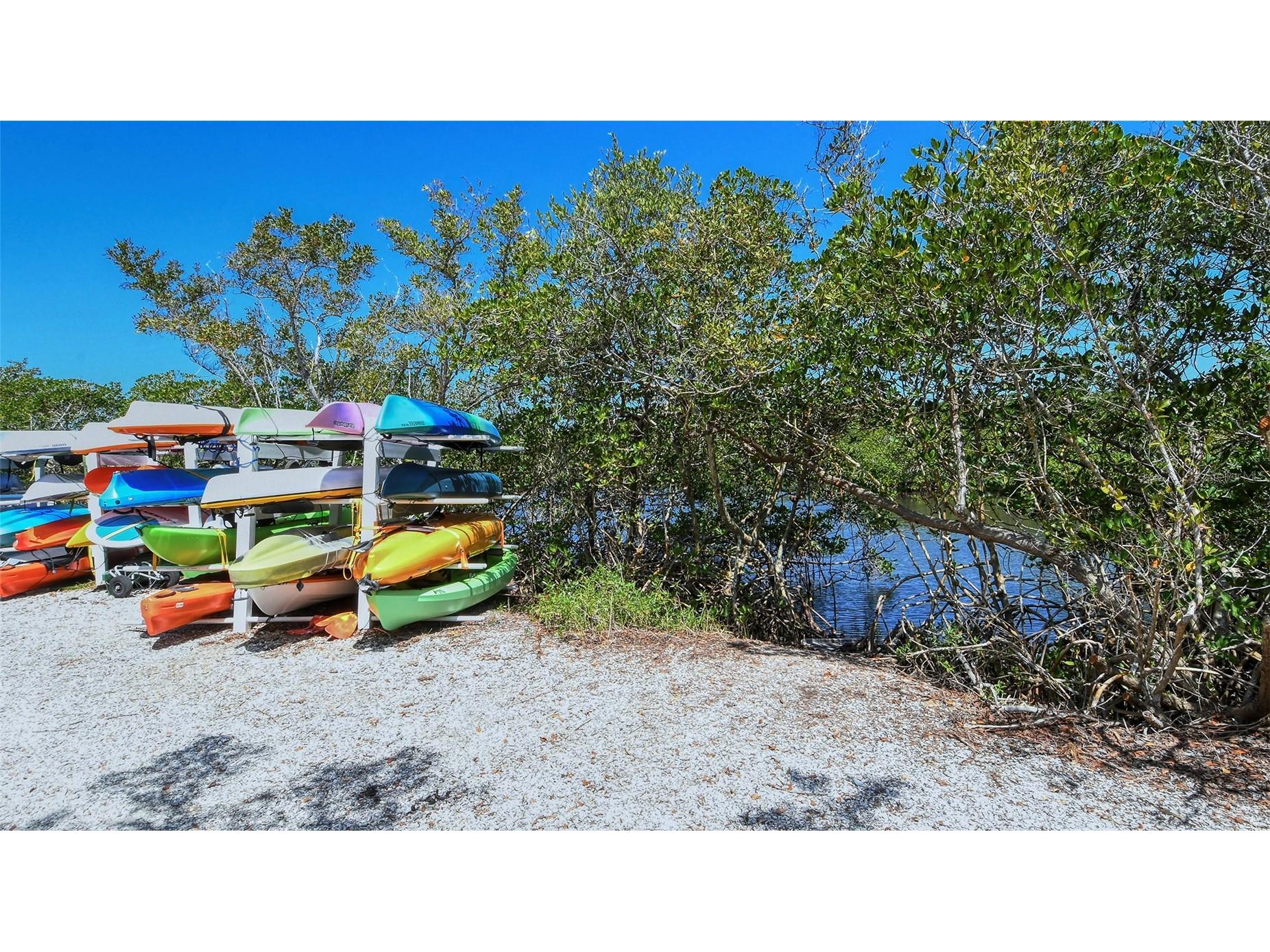 5161 Flicker Field Circle Sarasota FL 34231 A4697729 image84