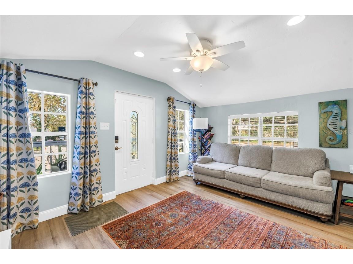 5161 Rena Street N Saint Petersburg FL 33709 TB8438913 image4