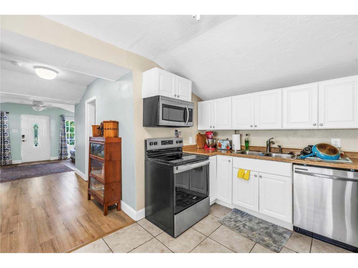 5161 Rena Street N Saint Petersburg FL 33709 TB8438913 image8