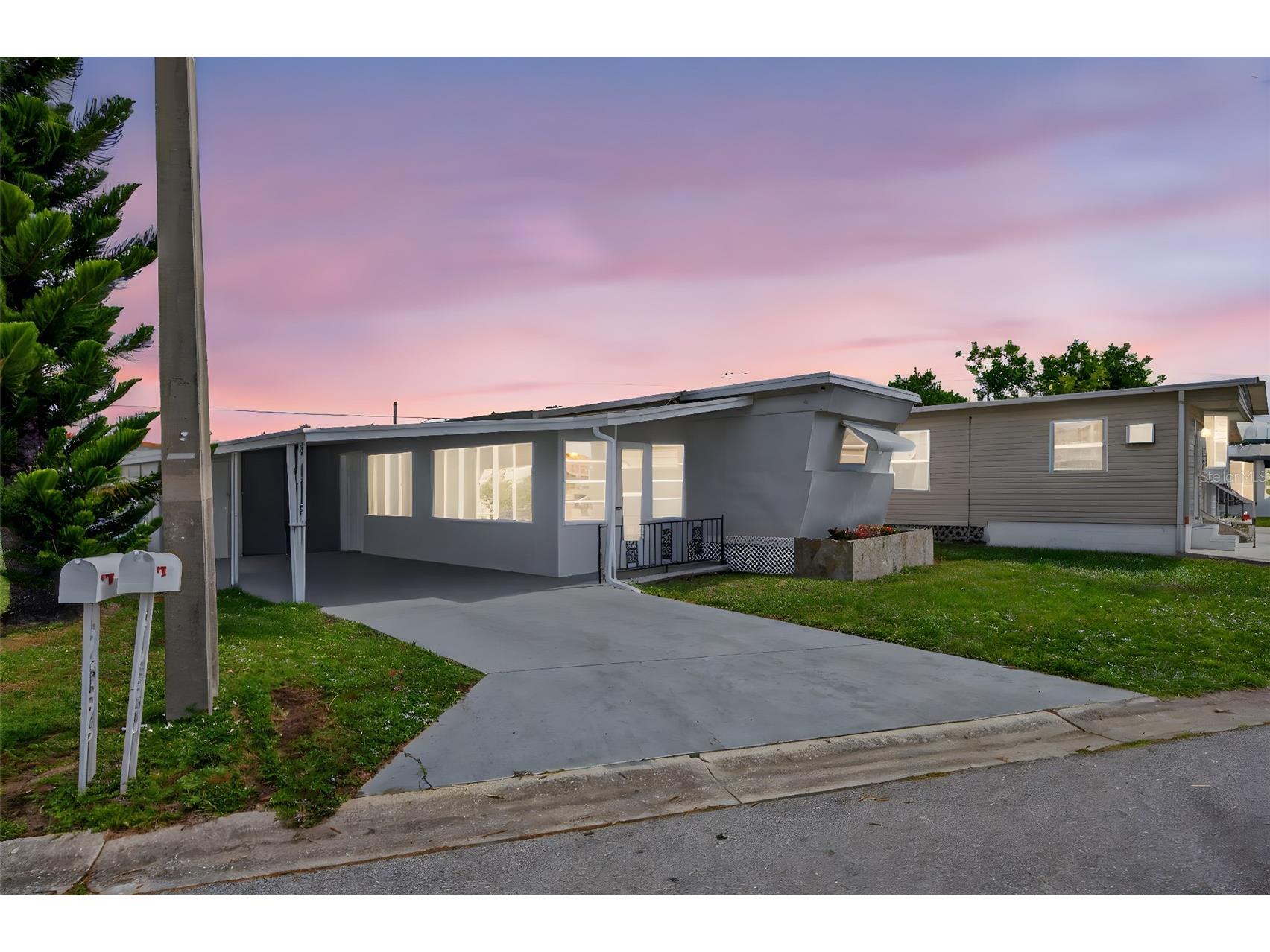 5162 Boca Raton Avenue Sarasota FL 34234 A4669539 image1