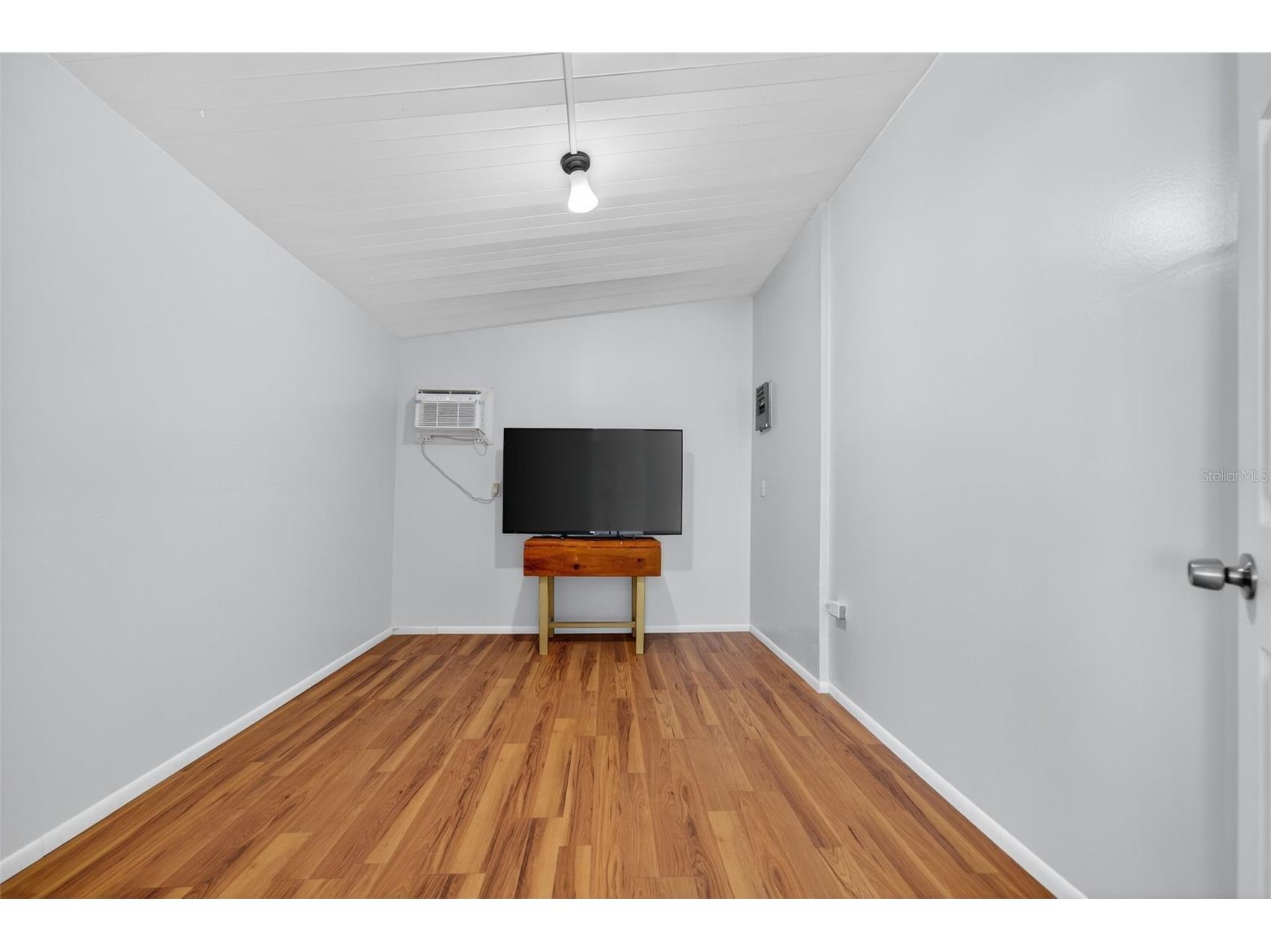 5162 Boca Raton Avenue Sarasota FL 34234 A4669539 image10