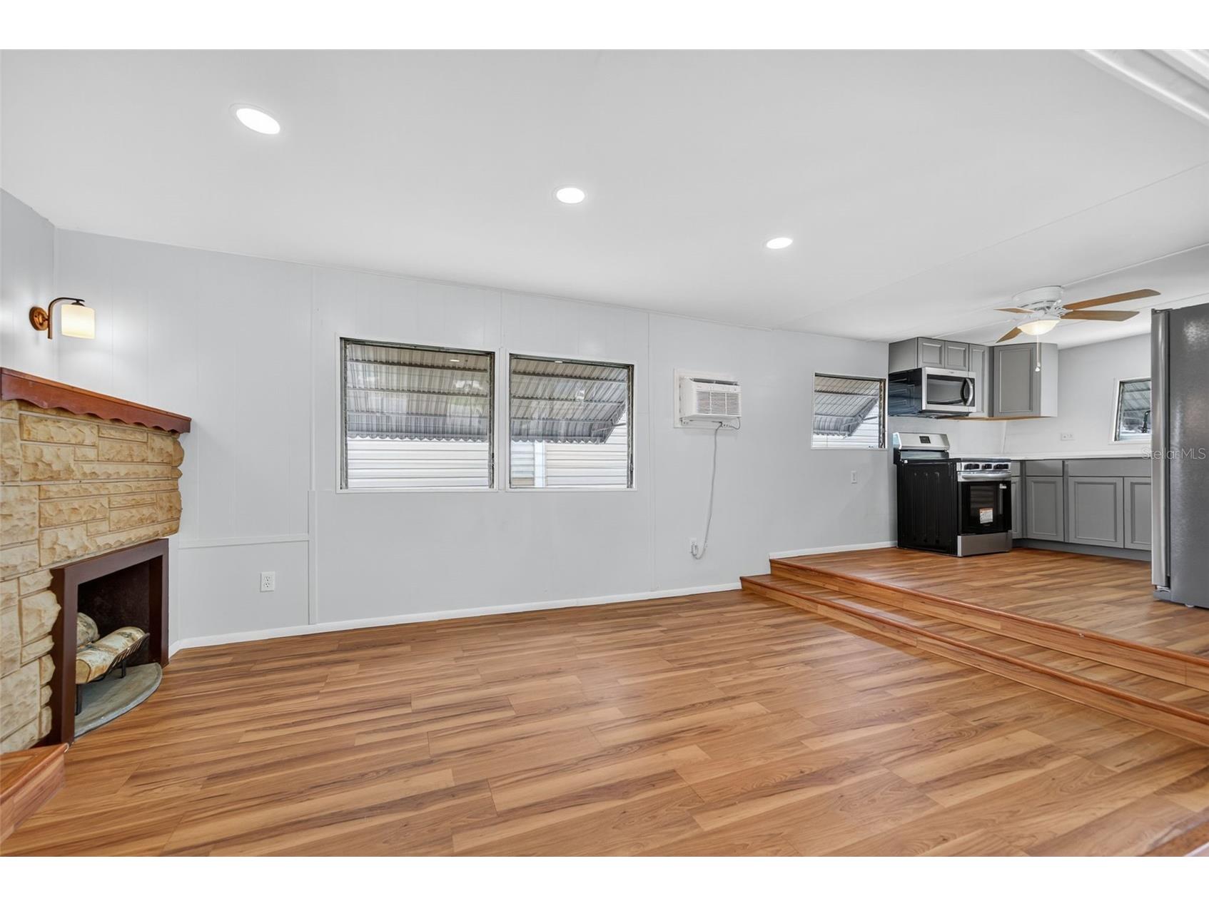 5162 Boca Raton Avenue Sarasota FL 34234 A4669539 image13