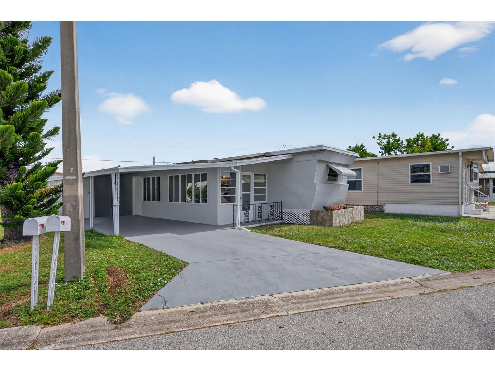 5162 Boca Raton Avenue Sarasota FL 34234 A4669539 image2