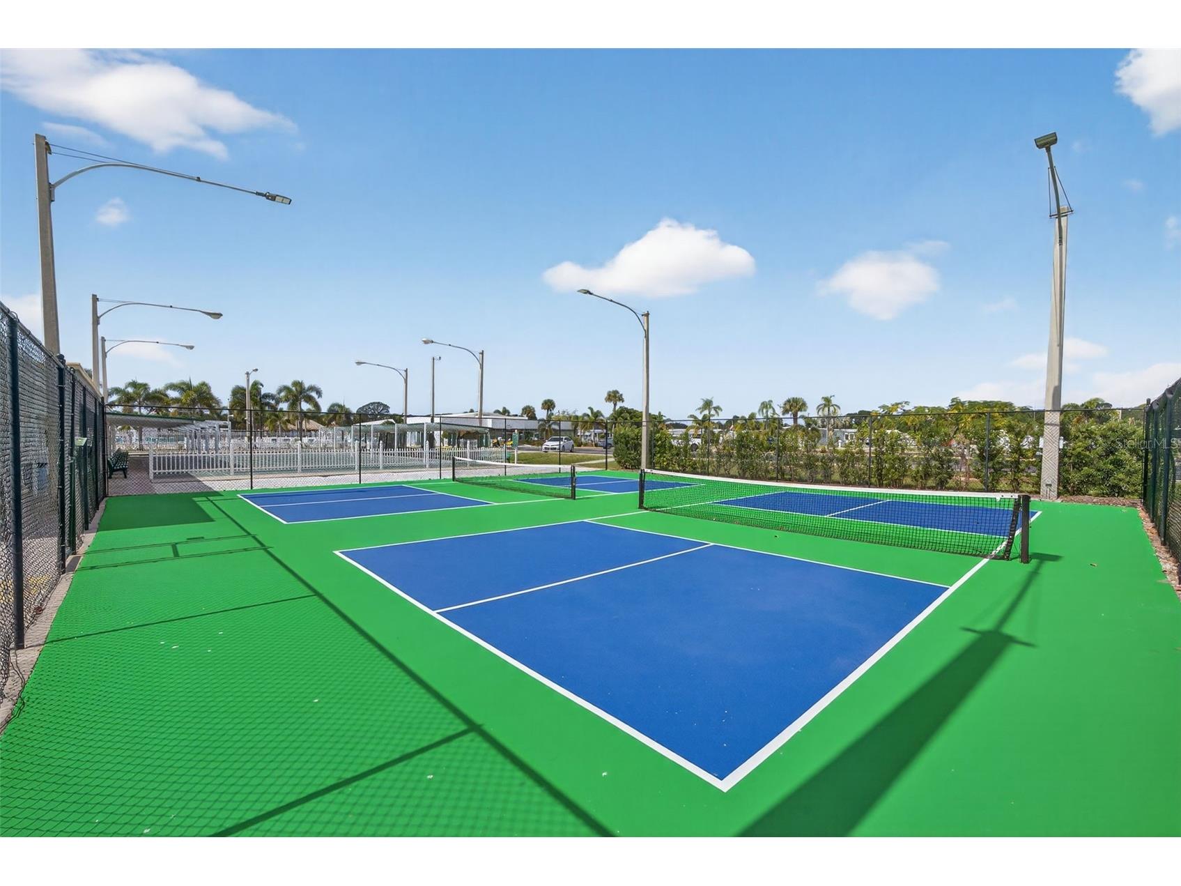 5162 Boca Raton Avenue Sarasota FL 34234 A4669539 image34