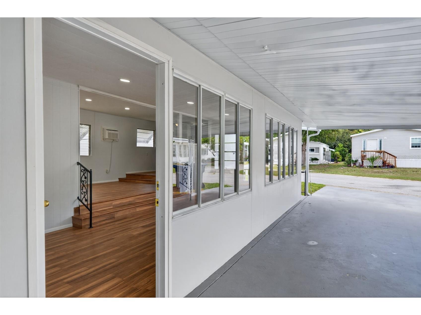 5162 Boca Raton Avenue Sarasota FL 34234 A4669539 image5