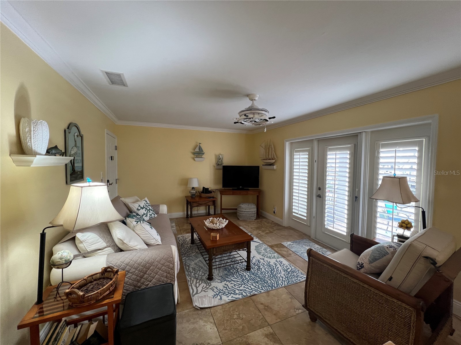 5164 Beach Drive SE #B FURNISHED Saint Petersburg FL 33705 - TAMPA BAY TB8507658 image2