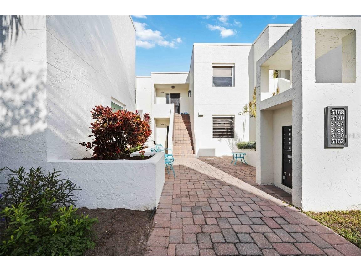 5164 Marsh Field Ln #111 Sarasota FL 34235 A4592892 image1