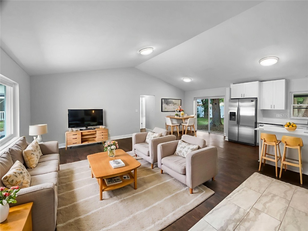 5165 Chesapeake Avenue Orlando FL 32808 O6354740 image2