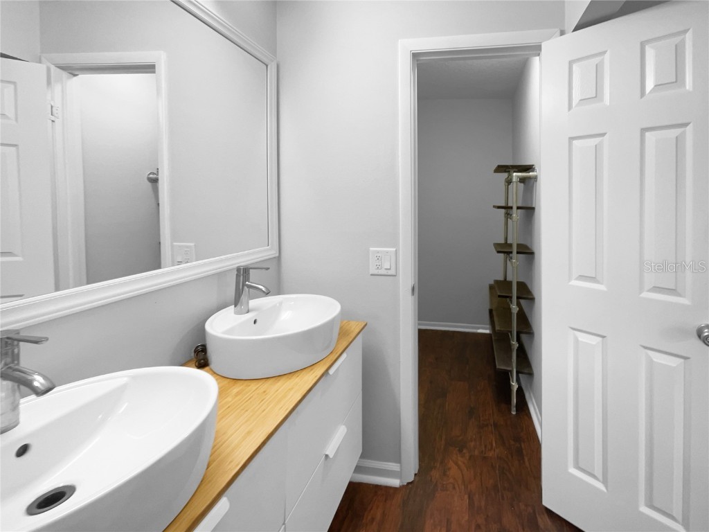 5165 Chesapeake Avenue Orlando FL 32808 O6354740 image23