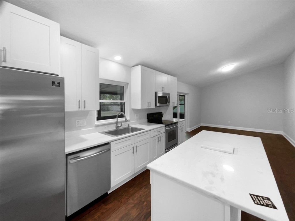 5165 Chesapeake Avenue Orlando FL 32808 O6354740 image6