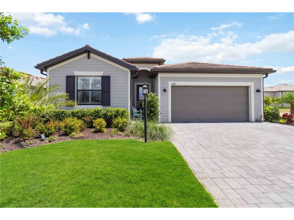 5165 Coral Reef Way Bradenton FL 34211 A4651951 image1