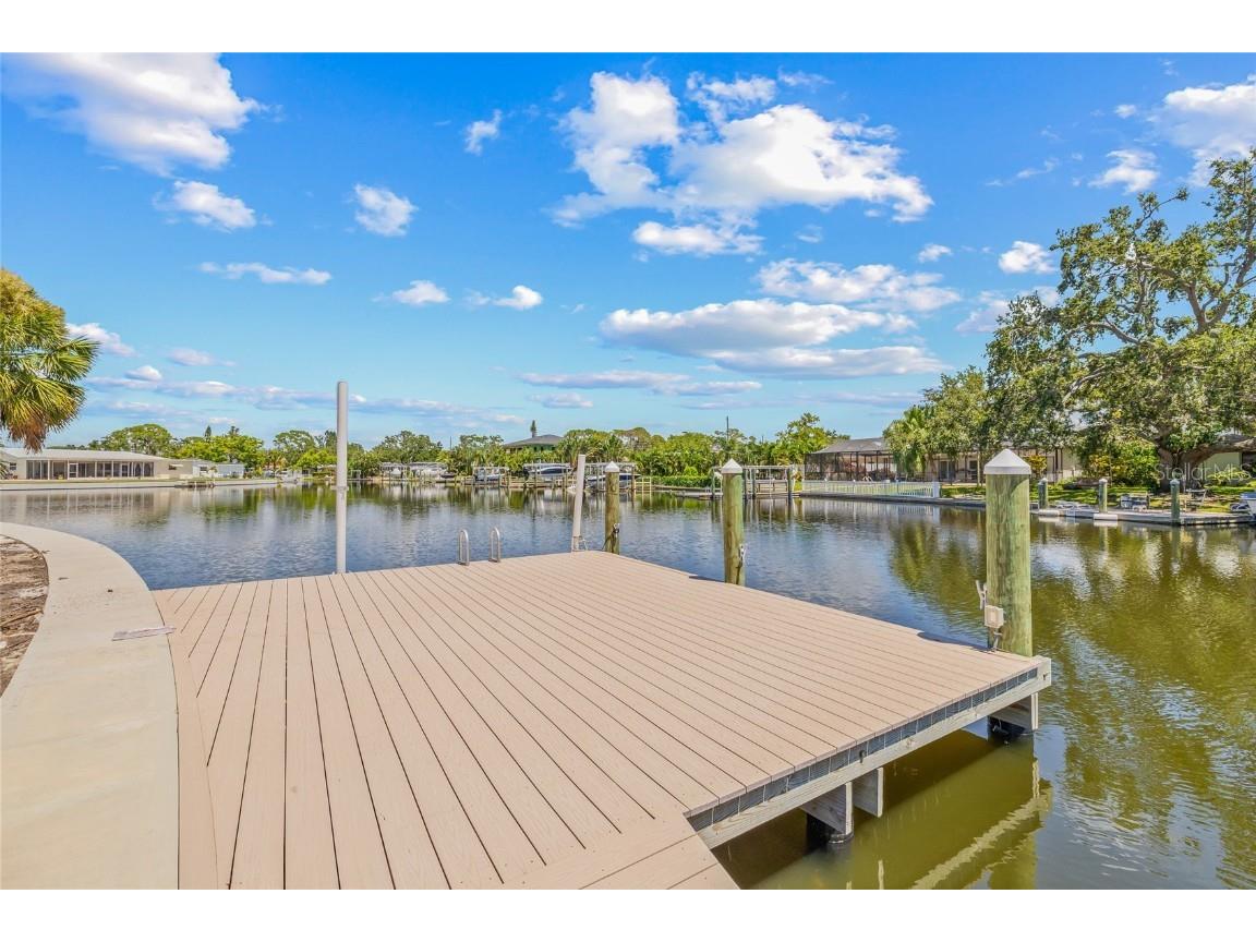 5165 Dover Street NE Saint Petersburg FL 33703 TB8412937 image9