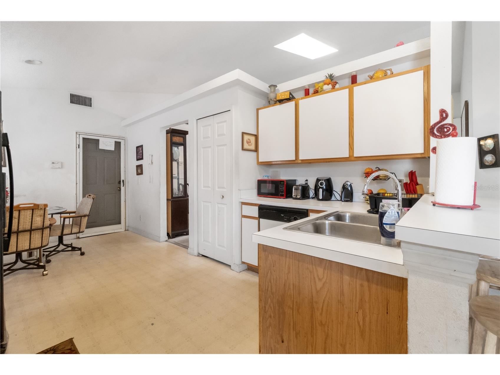 5165 Innesbrook Court Orlando FL 32808 O6412265 image15
