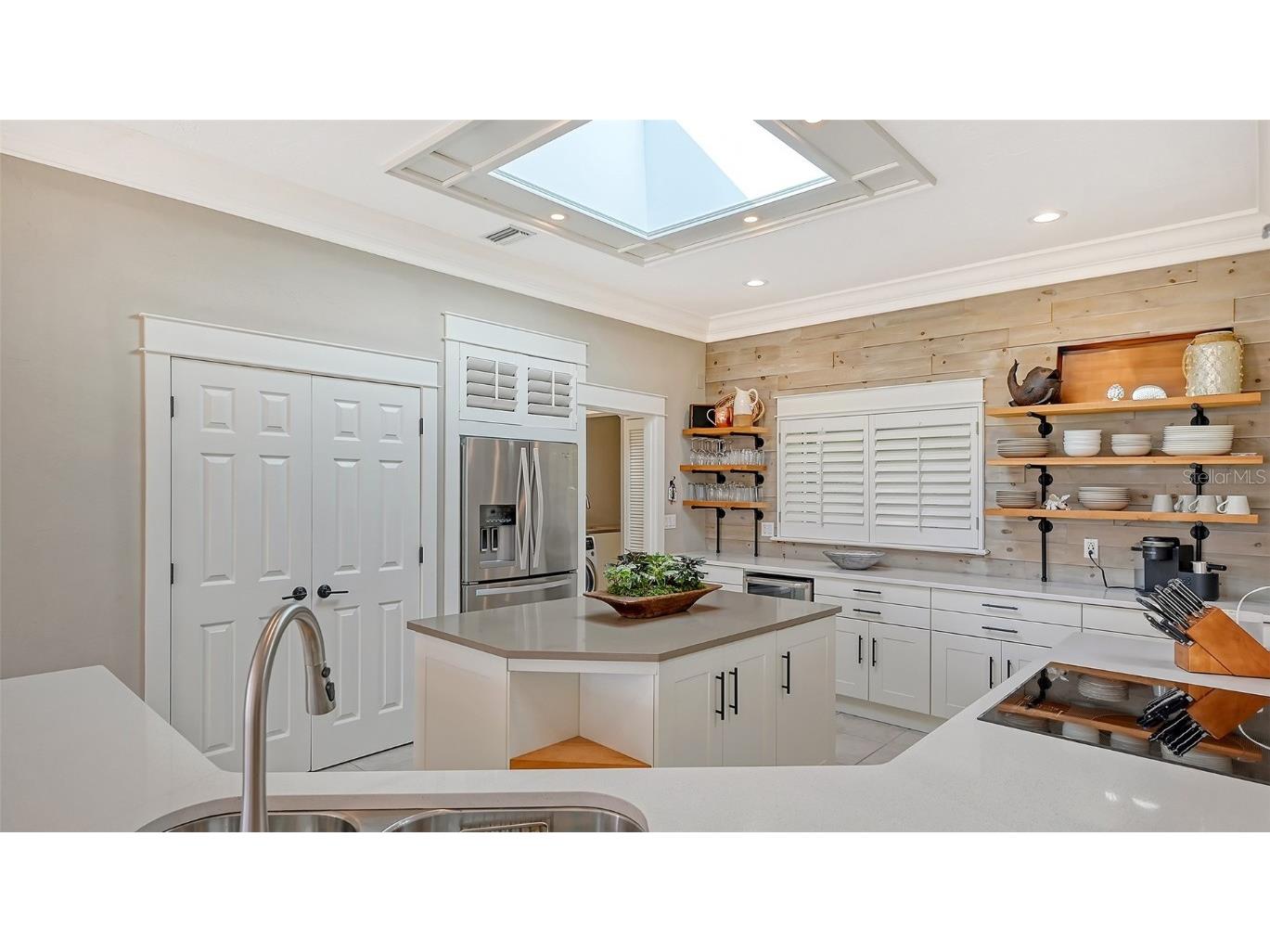 5165 Sandy Cove Avenue Siesta Key FL 34242 A4674745 image18