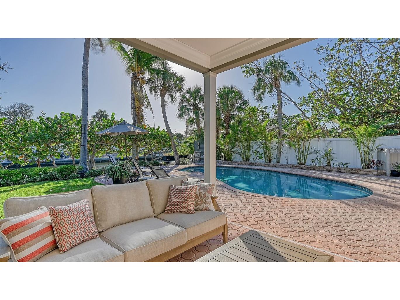 5165 Sandy Cove Avenue Siesta Key FL 34242 A4674745 image44