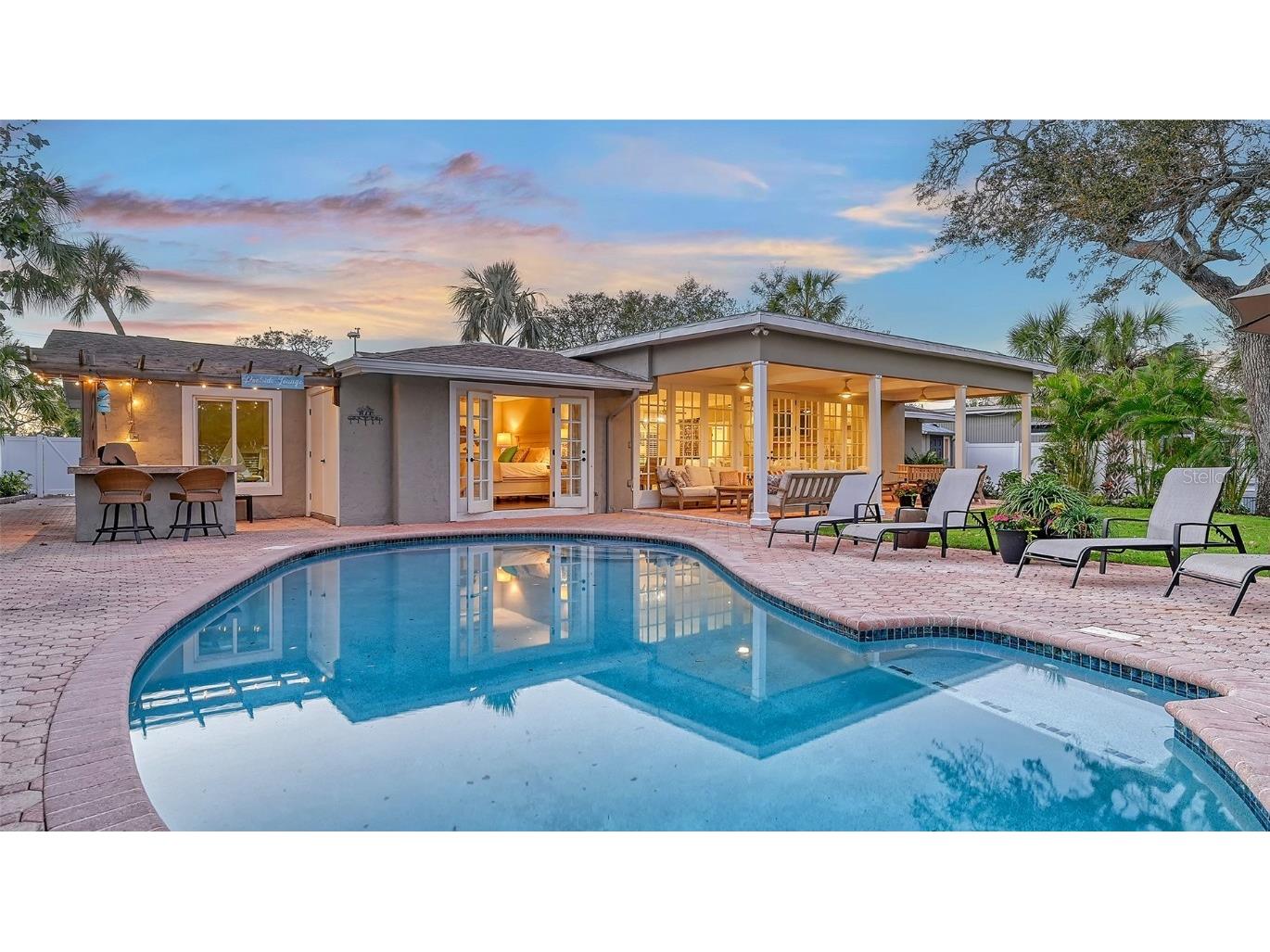 5165 Sandy Cove Avenue Siesta Key FL 34242 A4674745 image49