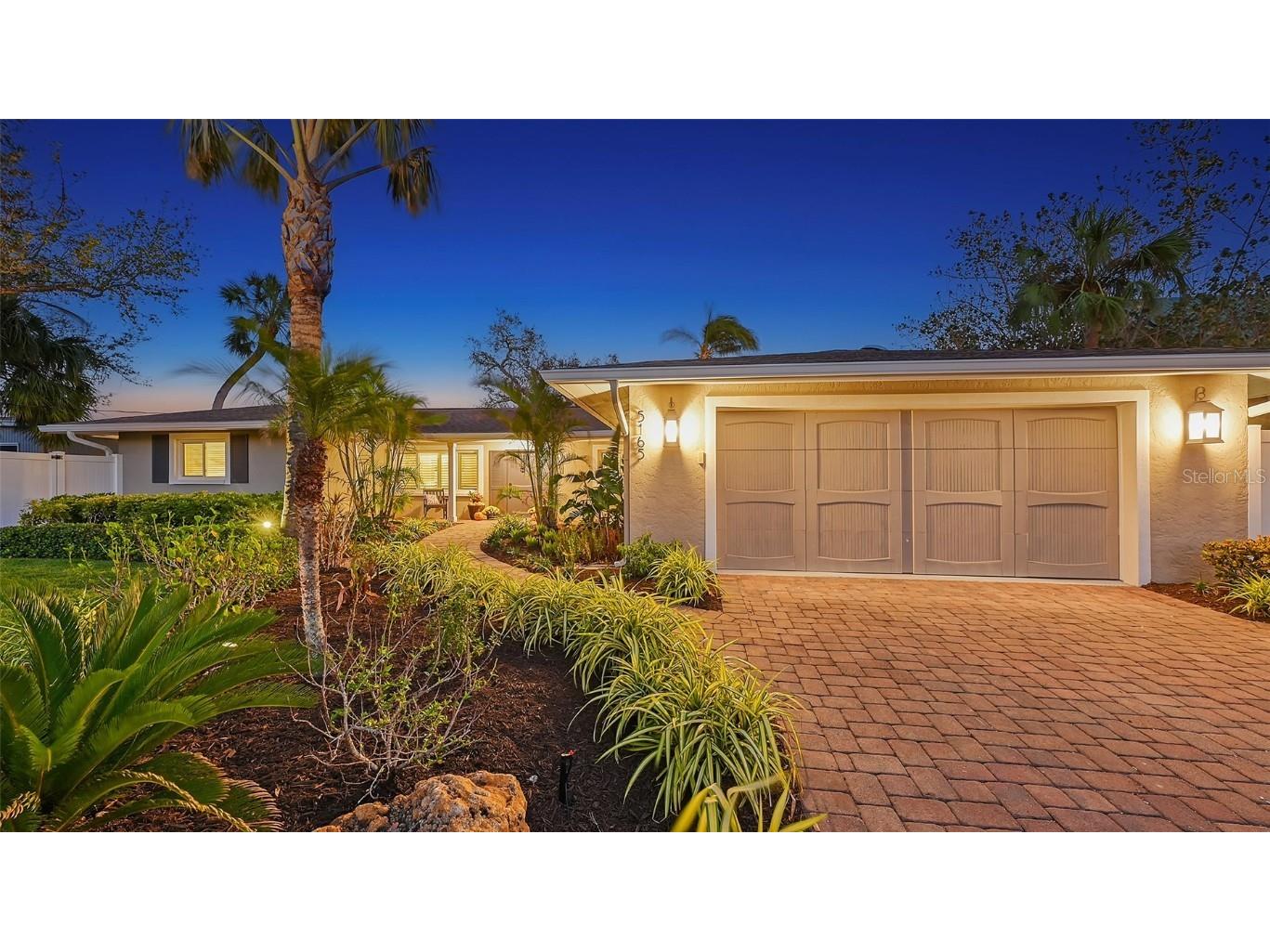 5165 Sandy Cove Avenue Siesta Key FL 34242 A4674745 image5