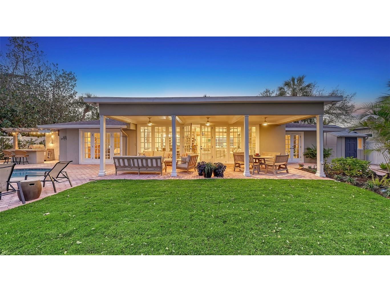 5165 Sandy Cove Avenue Siesta Key FL 34242 A4674745 image54