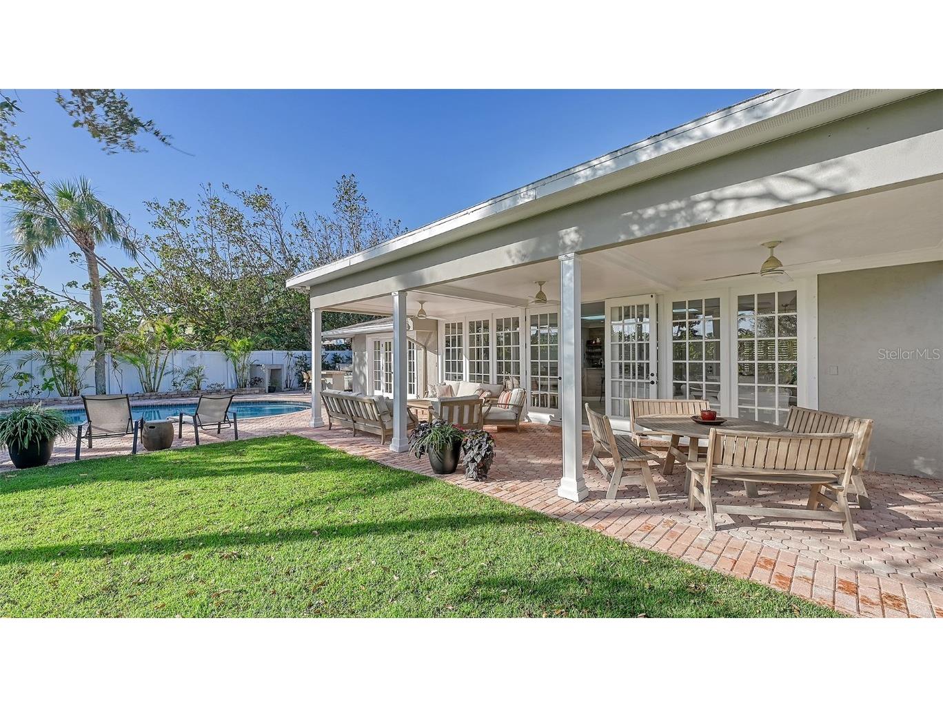 5165 Sandy Cove Avenue Siesta Key FL 34242 A4674745 image56