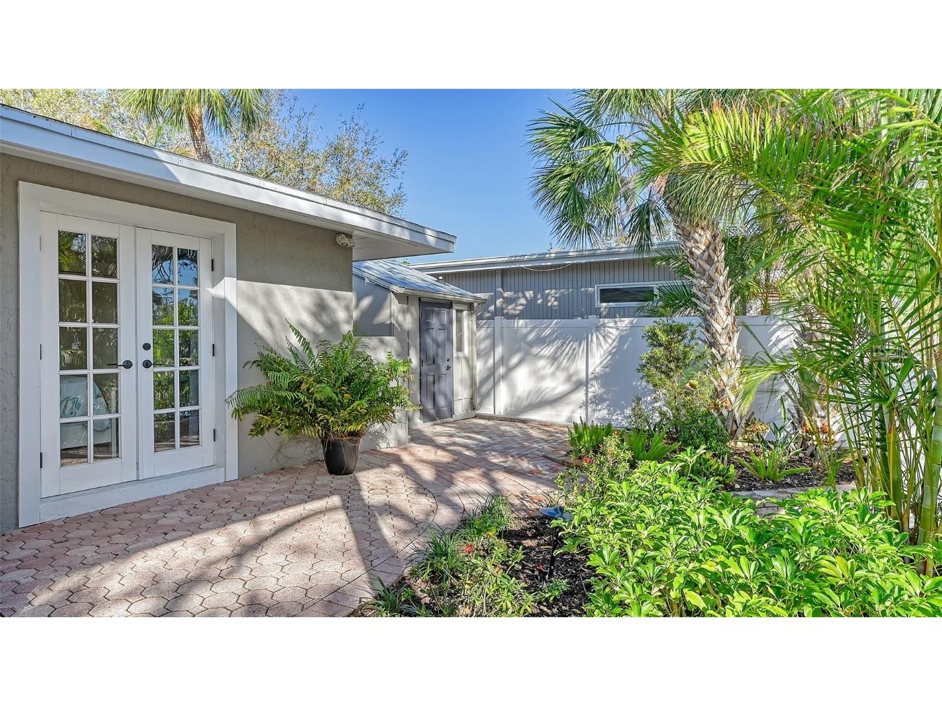 5165 Sandy Cove Avenue Siesta Key FL 34242 A4674745 image57