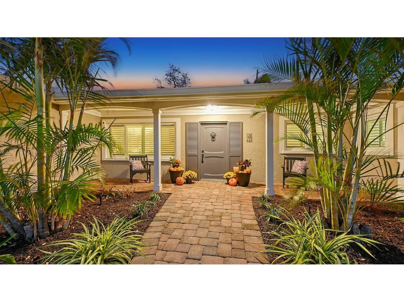 5165 Sandy Cove Avenue Siesta Key FL 34242 A4674745 image6