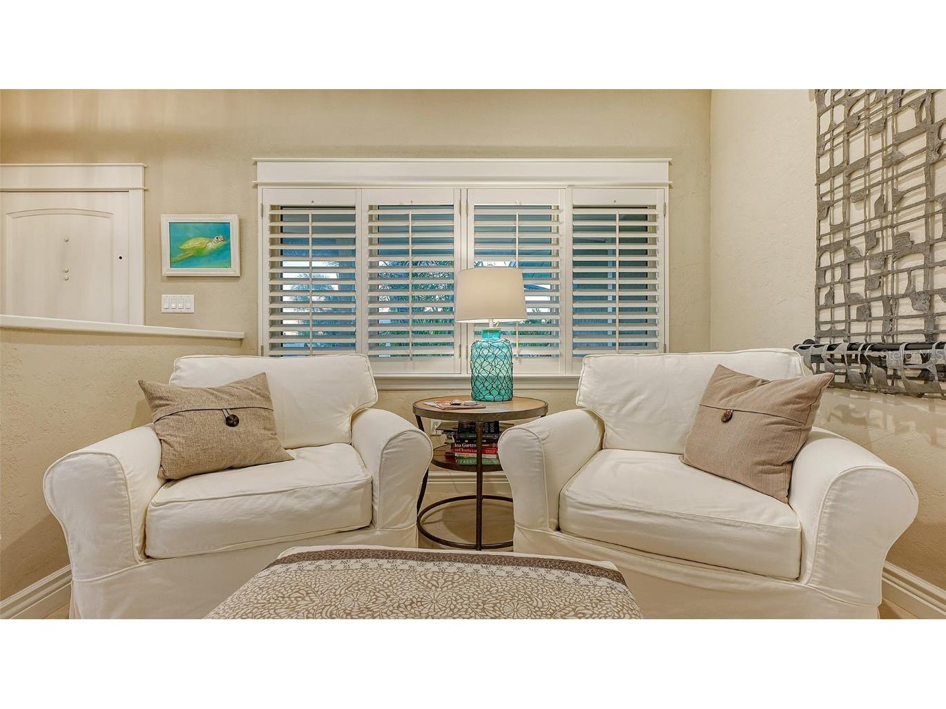 5165 Sandy Cove Avenue Siesta Key FL 34242 A4674745 image8