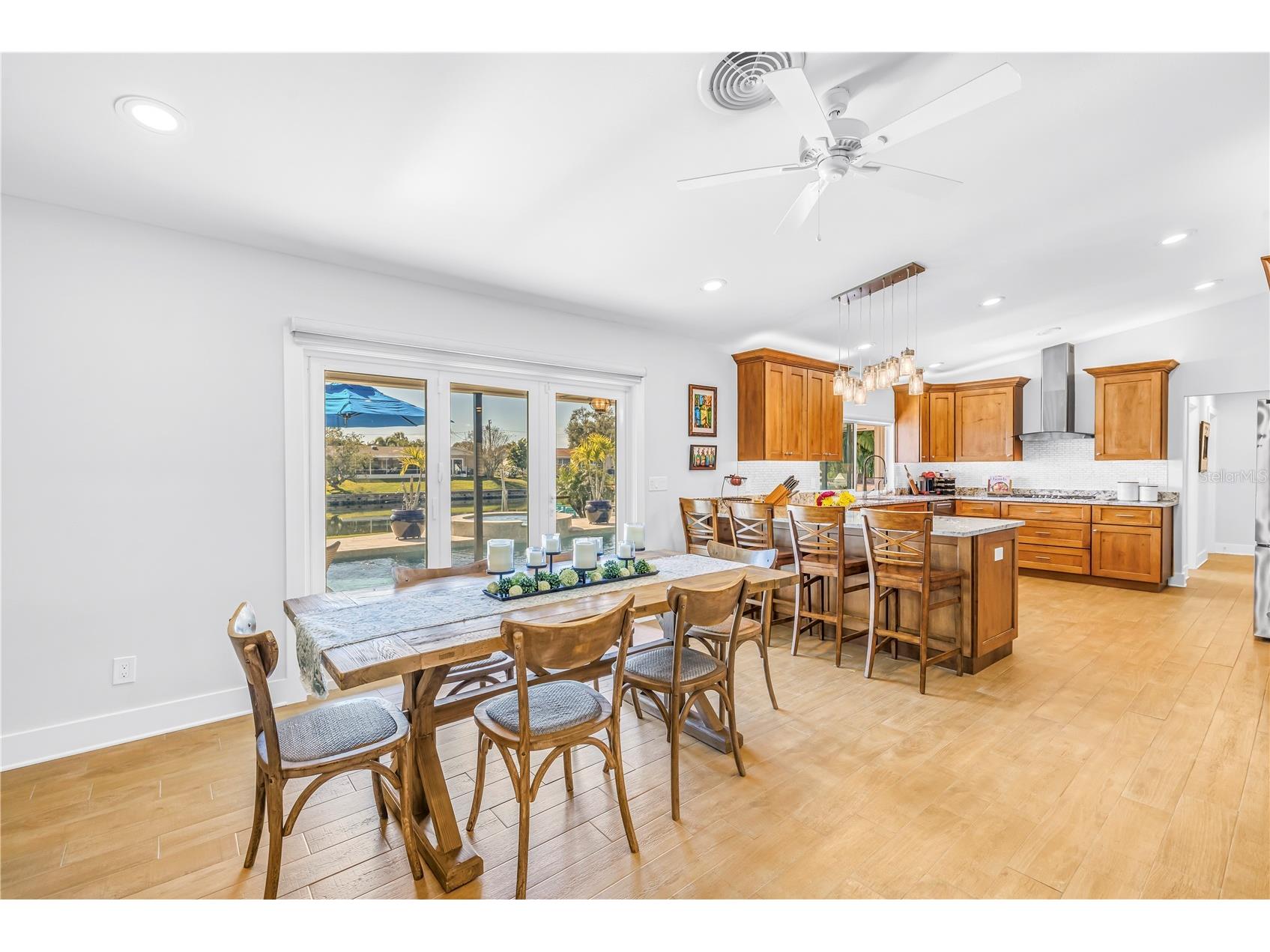 5166 Horseshoe Place NE Saint Petersburg FL 33703 TB8471710 image11