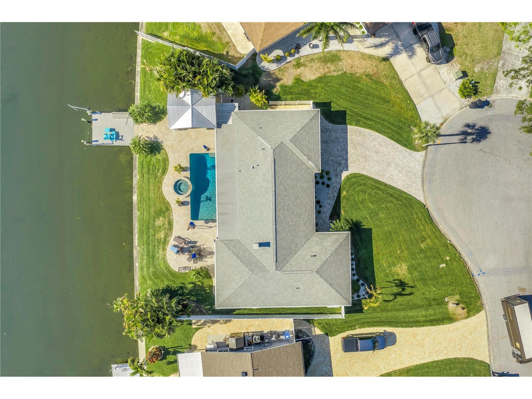5166 Horseshoe Place NE Saint Petersburg FL 33703 TB8471710 image3