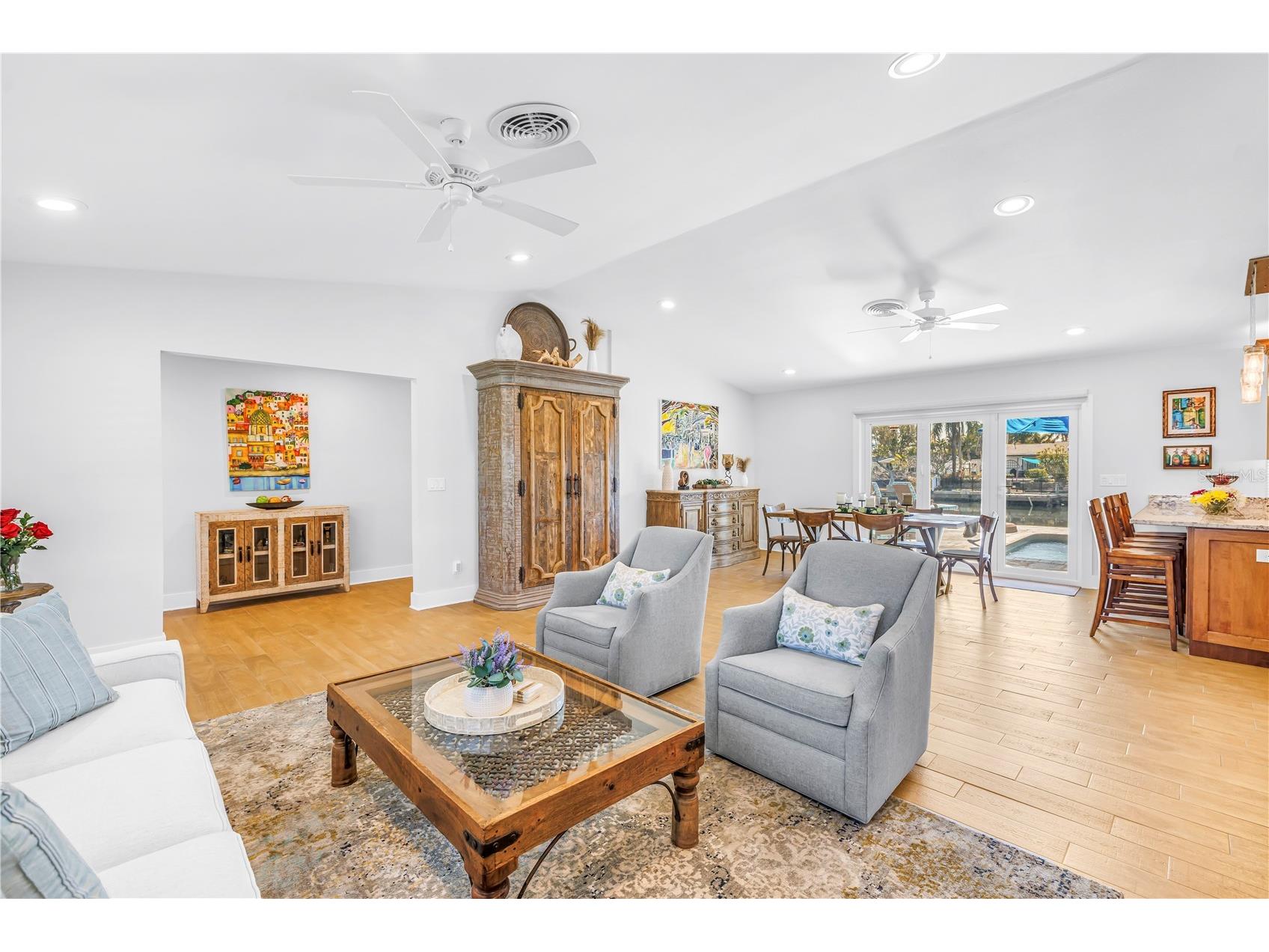 5166 Horseshoe Place NE Saint Petersburg FL 33703 TB8471710 image6
