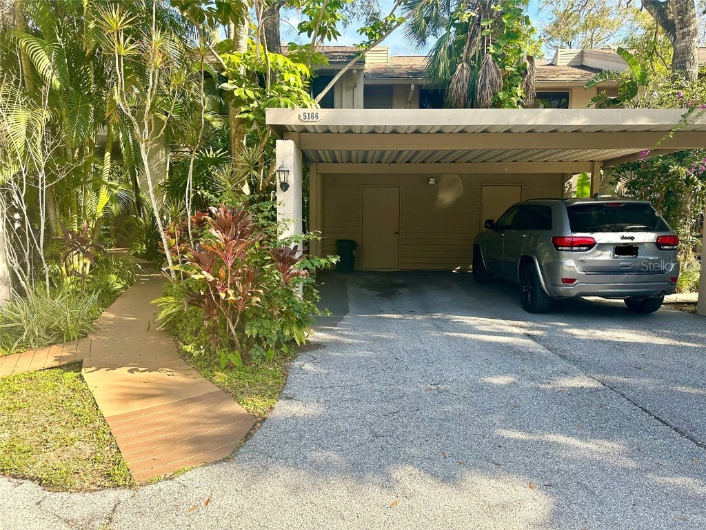 5166 Lancewood Drive #10 Sarasota FL 34232 A4597446 image1