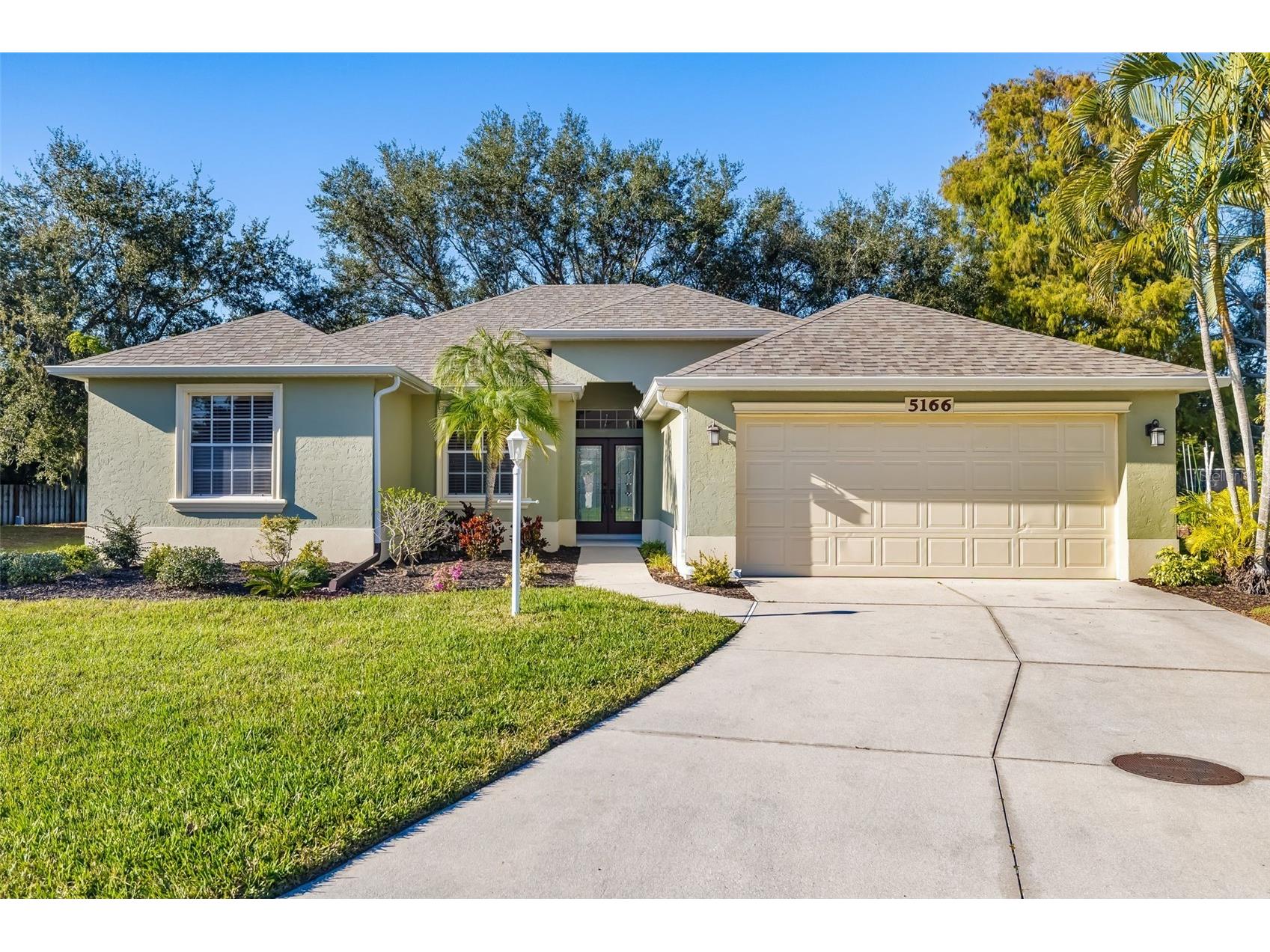 5166 Magnolia Pond Drive Sarasota FL 34233 A4675467 image1