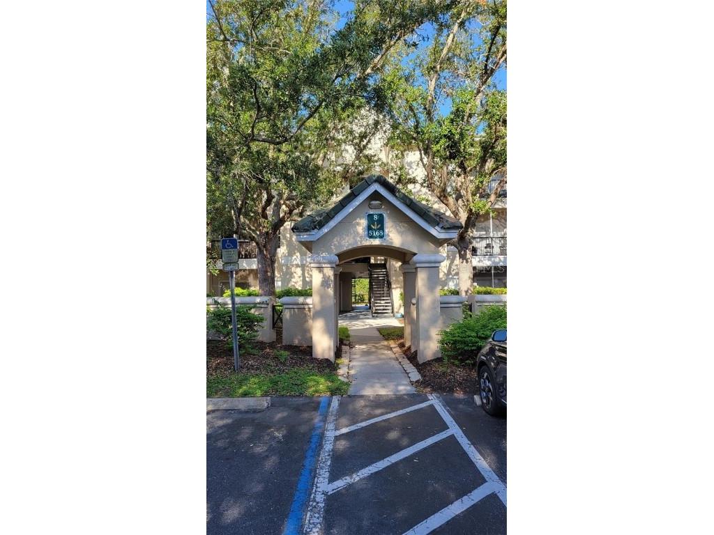 5168 Northridge Road #106 Sarasota FL 34238 A4668600 image1